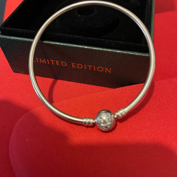 Pandora bracelet, Heart of Winter , Ltd Edition - Picture 5 of 6